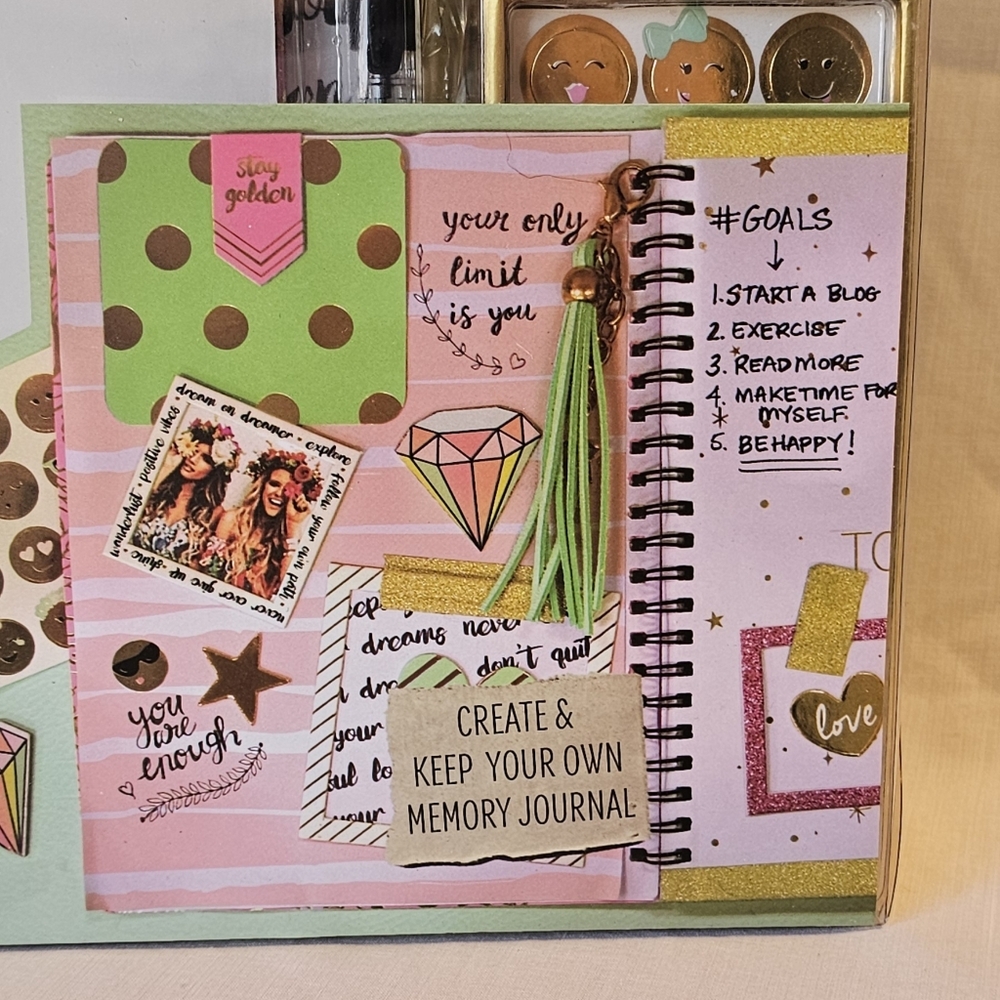 DIY Journaling Set - Gold and Mint - Picture 2 of 3